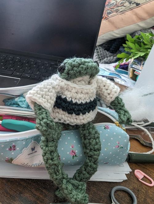 crochetfrog
